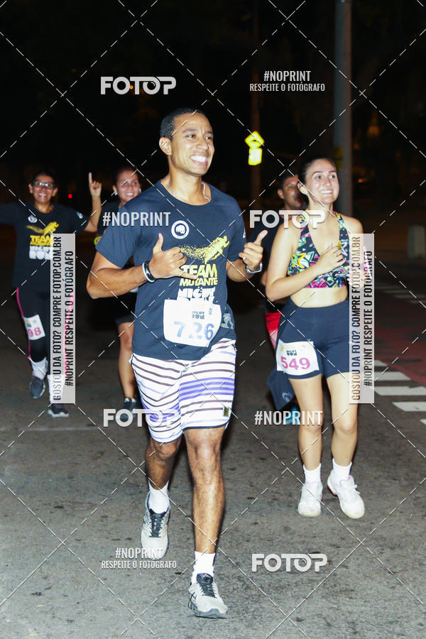 Buy your photos of the eventTEAM MUTANTE NIGHT RUN on Fotop