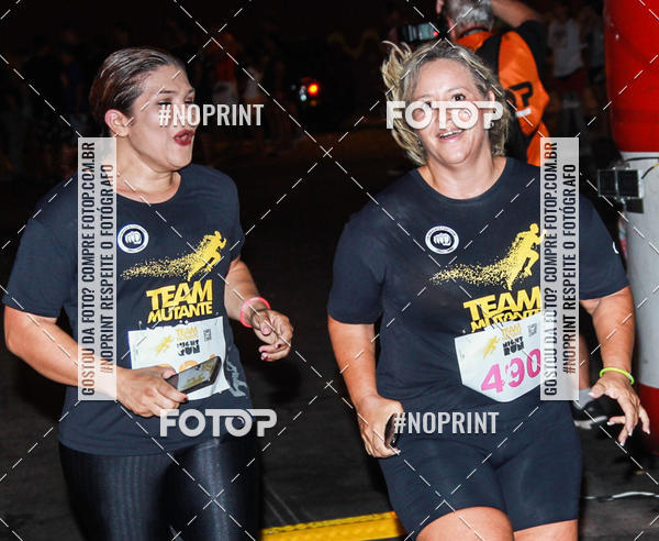 Buy your photos of the eventTEAM MUTANTE NIGHT RUN on Fotop