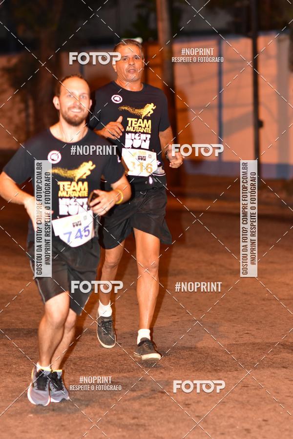 Buy your photos of the eventTEAM MUTANTE NIGHT RUN on Fotop