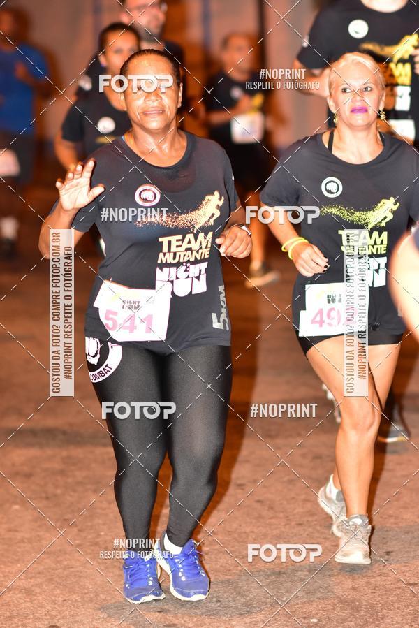 Buy your photos of the eventTEAM MUTANTE NIGHT RUN on Fotop
