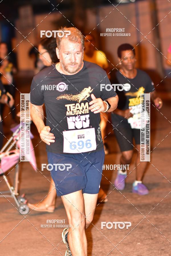 Buy your photos of the eventTEAM MUTANTE NIGHT RUN on Fotop