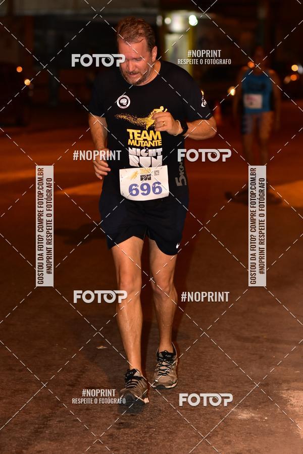 Buy your photos of the eventTEAM MUTANTE NIGHT RUN on Fotop