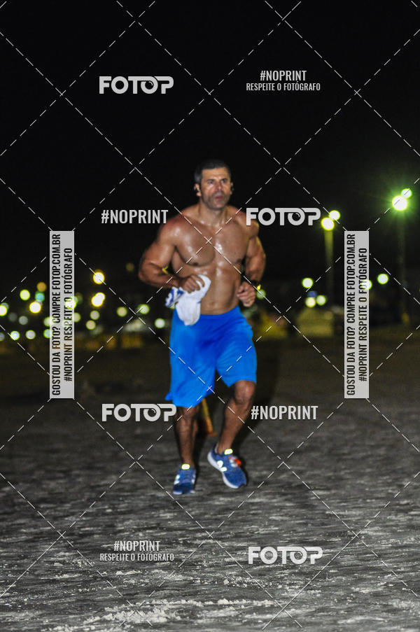 Buy your photos of the eventSummer Night Run - Praia do Forte on Fotop