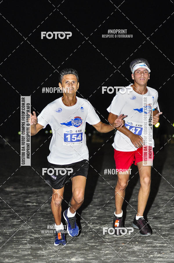 Buy your photos of the eventSummer Night Run - Praia do Forte on Fotop