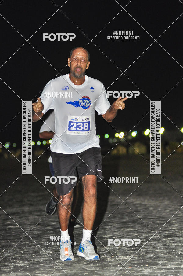 Buy your photos of the eventSummer Night Run - Praia do Forte on Fotop