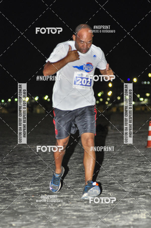 Buy your photos of the eventSummer Night Run - Praia do Forte on Fotop