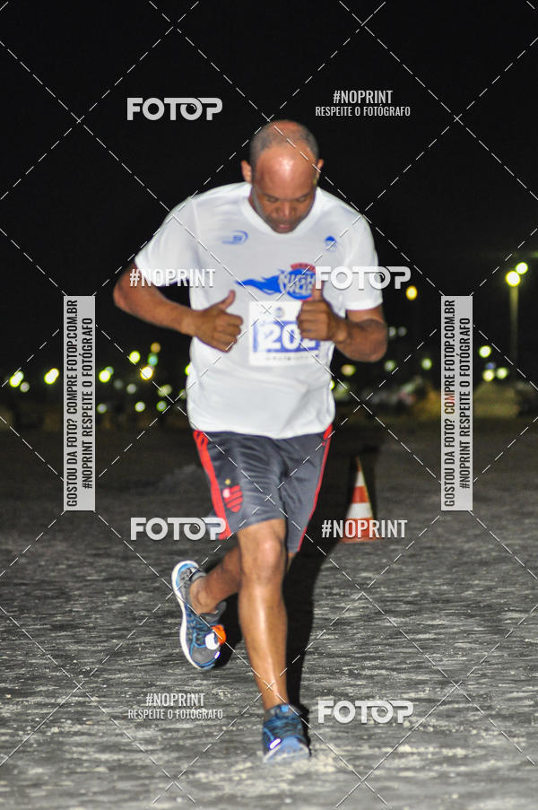 Buy your photos of the eventSummer Night Run - Praia do Forte on Fotop