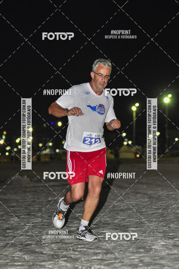 Buy your photos of the eventSummer Night Run - Praia do Forte on Fotop