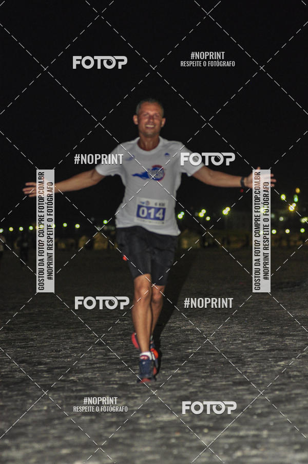 Buy your photos of the eventSummer Night Run - Praia do Forte on Fotop