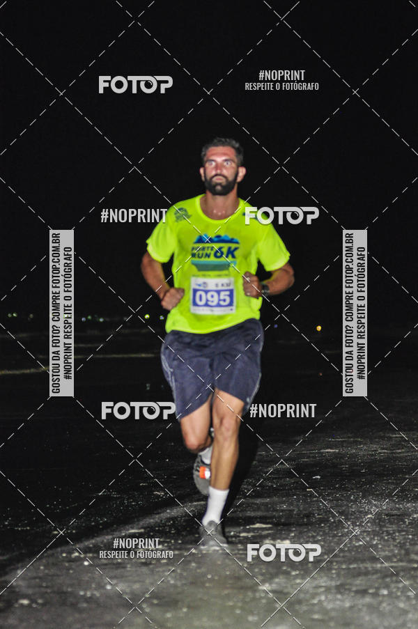 Buy your photos of the eventSummer Night Run - Praia do Forte on Fotop