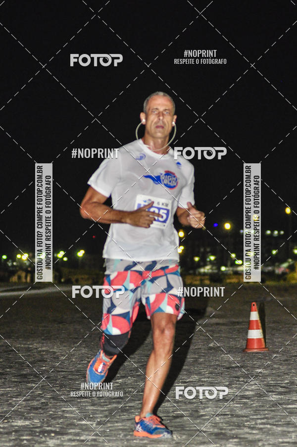 Buy your photos of the eventSummer Night Run - Praia do Forte on Fotop