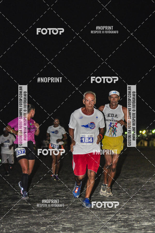 Buy your photos of the eventSummer Night Run - Praia do Forte on Fotop