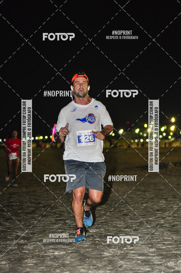 Buy your photos of the eventSummer Night Run - Praia do Forte on Fotop