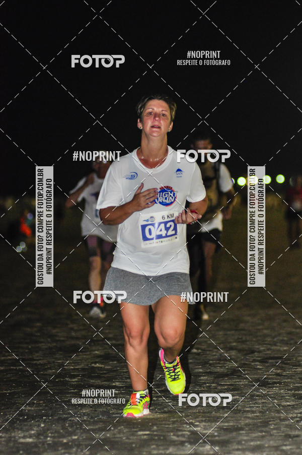 Buy your photos of the eventSummer Night Run - Praia do Forte on Fotop