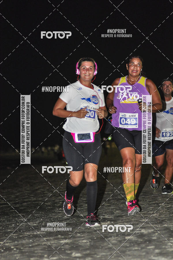 Buy your photos of the eventSummer Night Run - Praia do Forte on Fotop