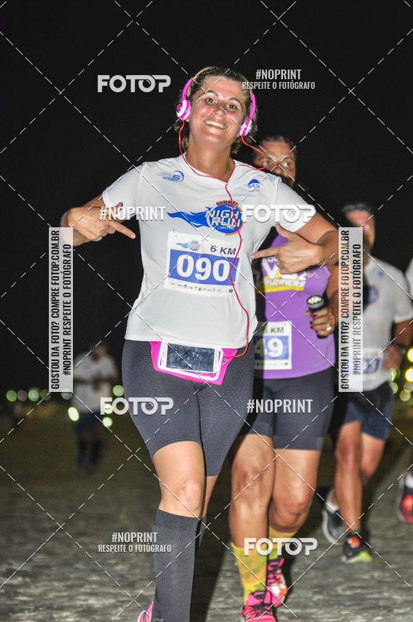 Buy your photos of the eventSummer Night Run - Praia do Forte on Fotop
