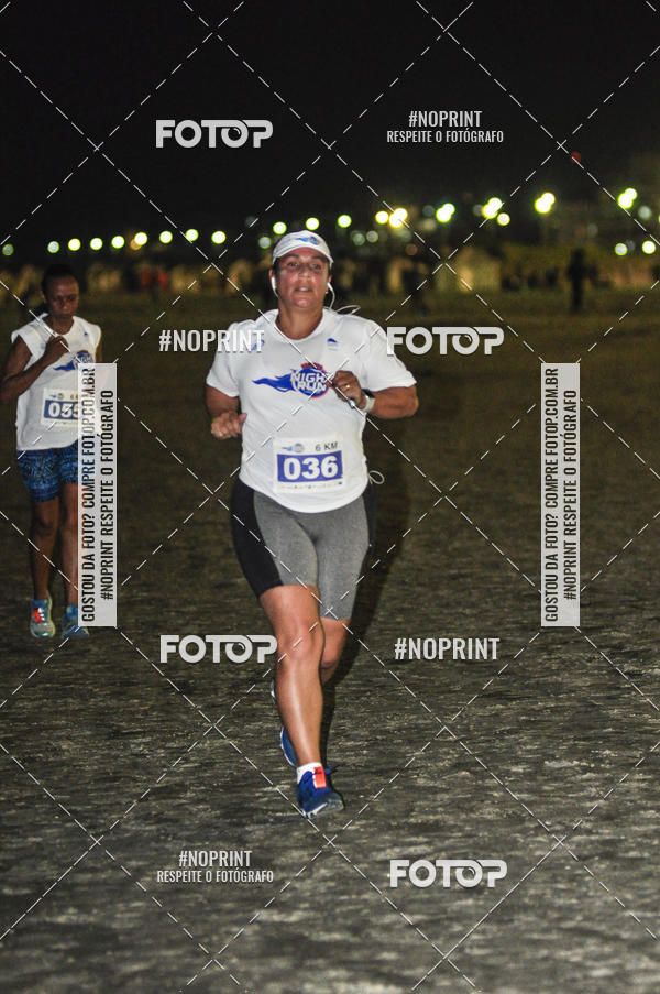 Buy your photos of the eventSummer Night Run - Praia do Forte on Fotop