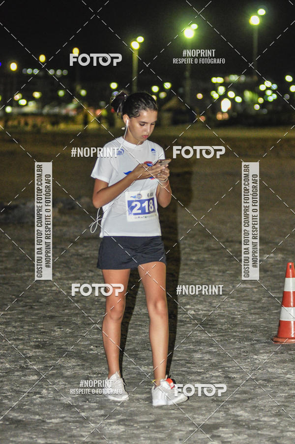 Buy your photos of the eventSummer Night Run - Praia do Forte on Fotop