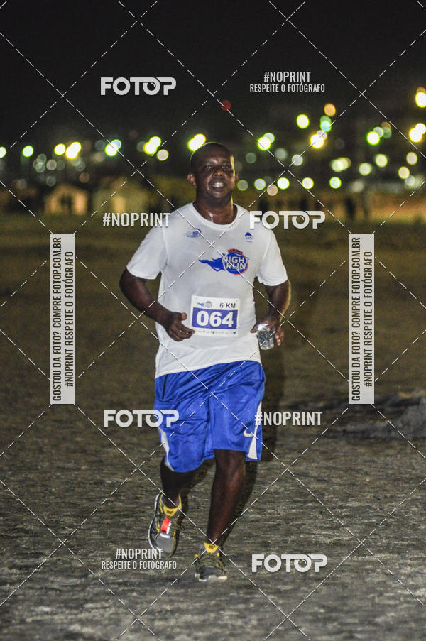 Buy your photos of the eventSummer Night Run - Praia do Forte on Fotop
