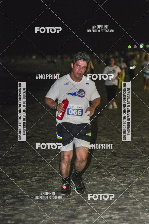 Buy your photos of the eventSummer Night Run - Praia do Forte on Fotop