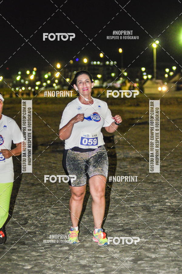 Buy your photos of the eventSummer Night Run - Praia do Forte on Fotop