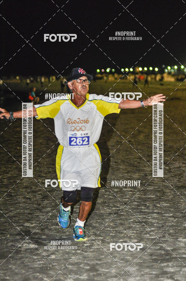 Buy your photos of the eventSummer Night Run - Praia do Forte on Fotop