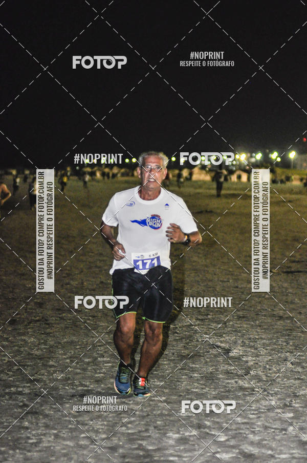 Buy your photos of the eventSummer Night Run - Praia do Forte on Fotop