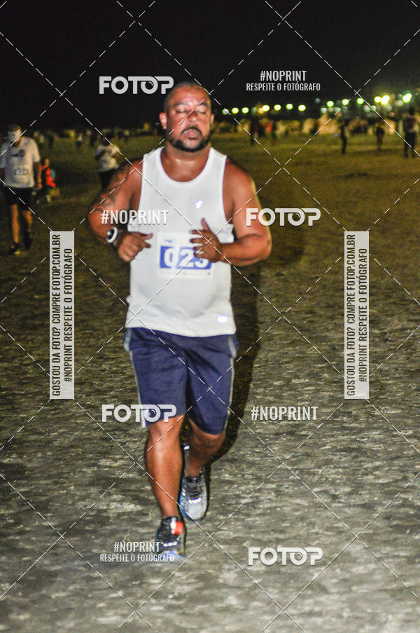 Buy your photos of the eventSummer Night Run - Praia do Forte on Fotop