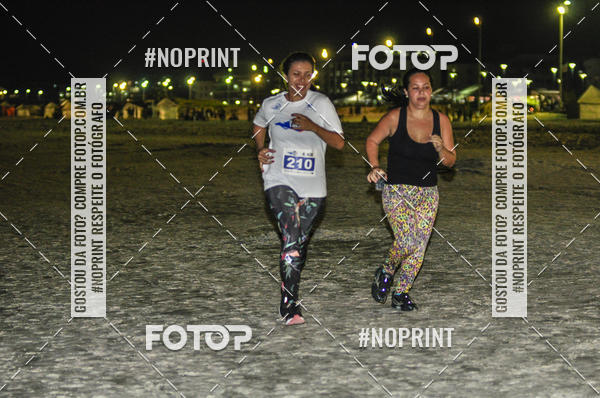 Buy your photos of the eventSummer Night Run - Praia do Forte on Fotop