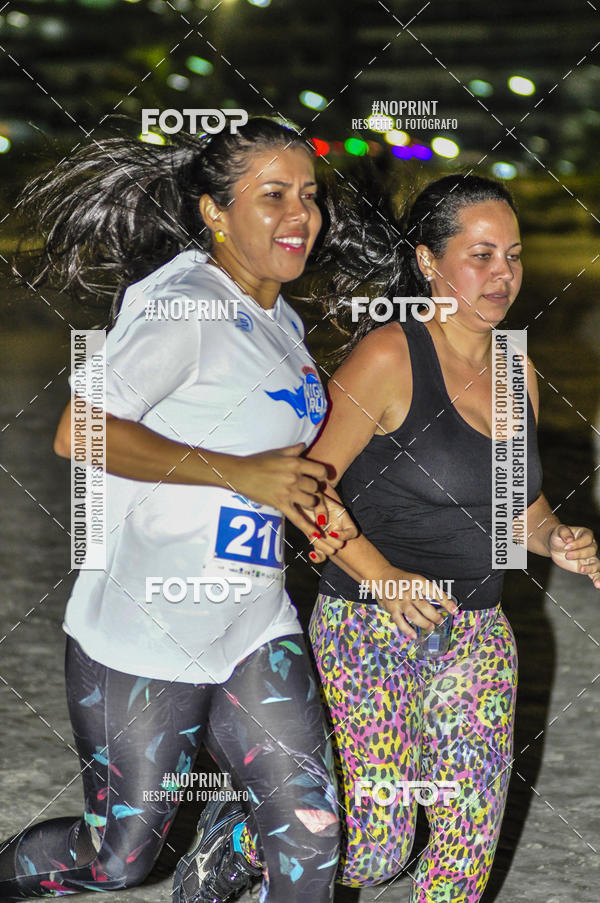 Buy your photos of the eventSummer Night Run - Praia do Forte on Fotop