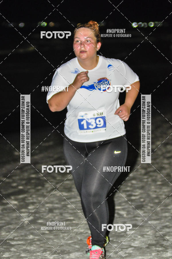 Buy your photos of the eventSummer Night Run - Praia do Forte on Fotop