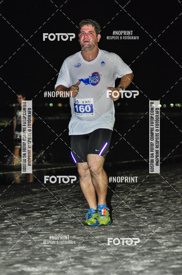 Buy your photos of the eventSummer Night Run - Praia do Forte on Fotop