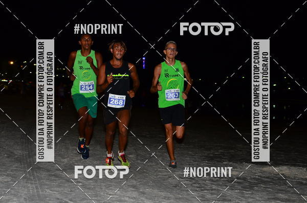 Buy your photos of the eventSummer Night Run - Praia do Forte on Fotop