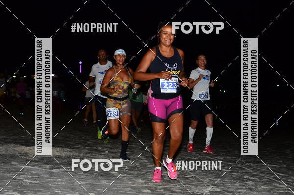 Buy your photos of the eventSummer Night Run - Praia do Forte on Fotop