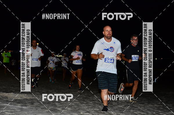 Buy your photos of the eventSummer Night Run - Praia do Forte on Fotop