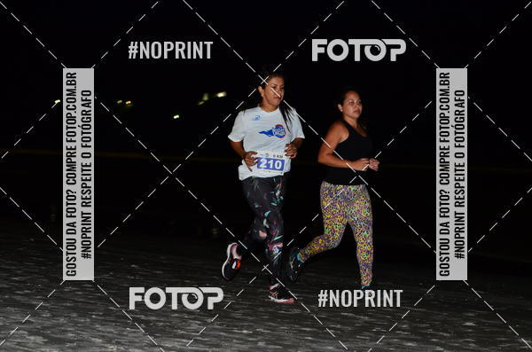 Buy your photos of the eventSummer Night Run - Praia do Forte on Fotop