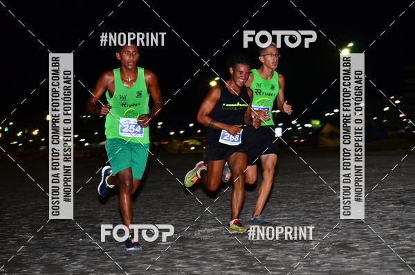 Buy your photos of the eventSummer Night Run - Praia do Forte on Fotop