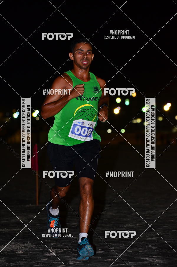 Buy your photos of the eventSummer Night Run - Praia do Forte on Fotop