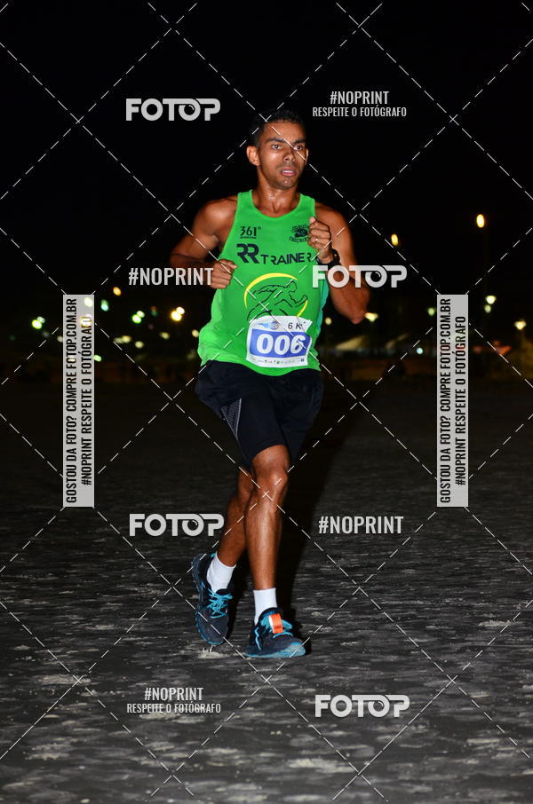 Buy your photos of the eventSummer Night Run - Praia do Forte on Fotop