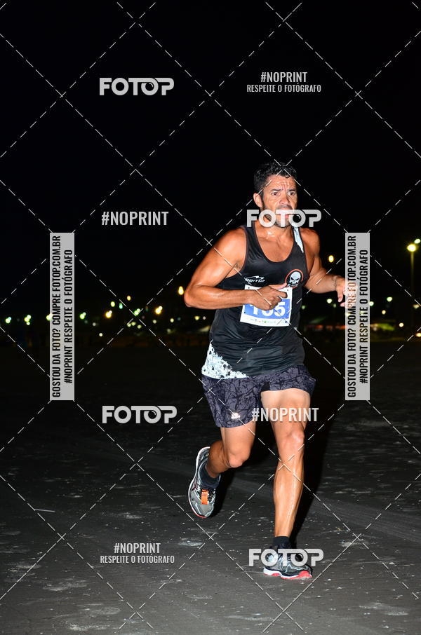 Buy your photos of the eventSummer Night Run - Praia do Forte on Fotop