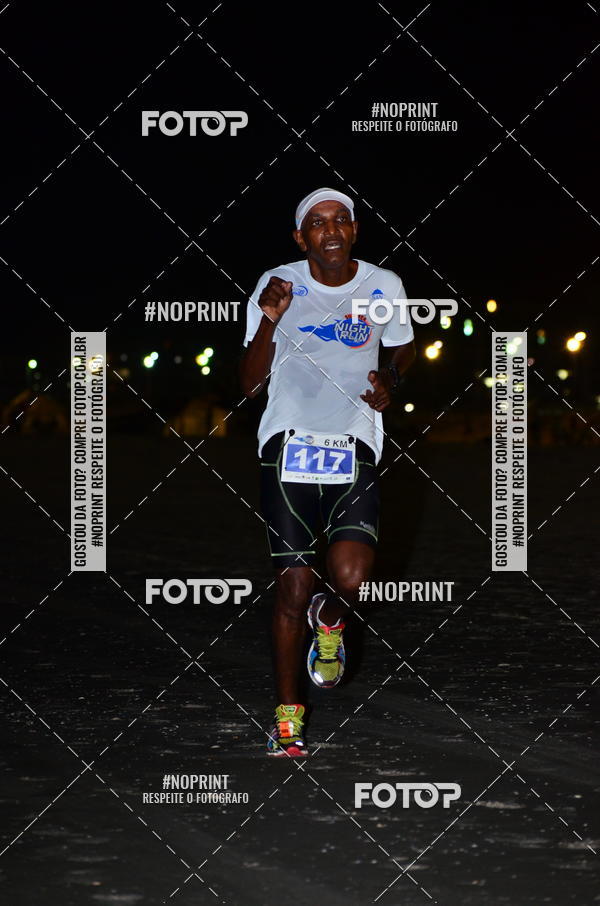 Buy your photos of the eventSummer Night Run - Praia do Forte on Fotop