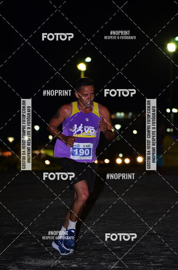 Buy your photos of the eventSummer Night Run - Praia do Forte on Fotop