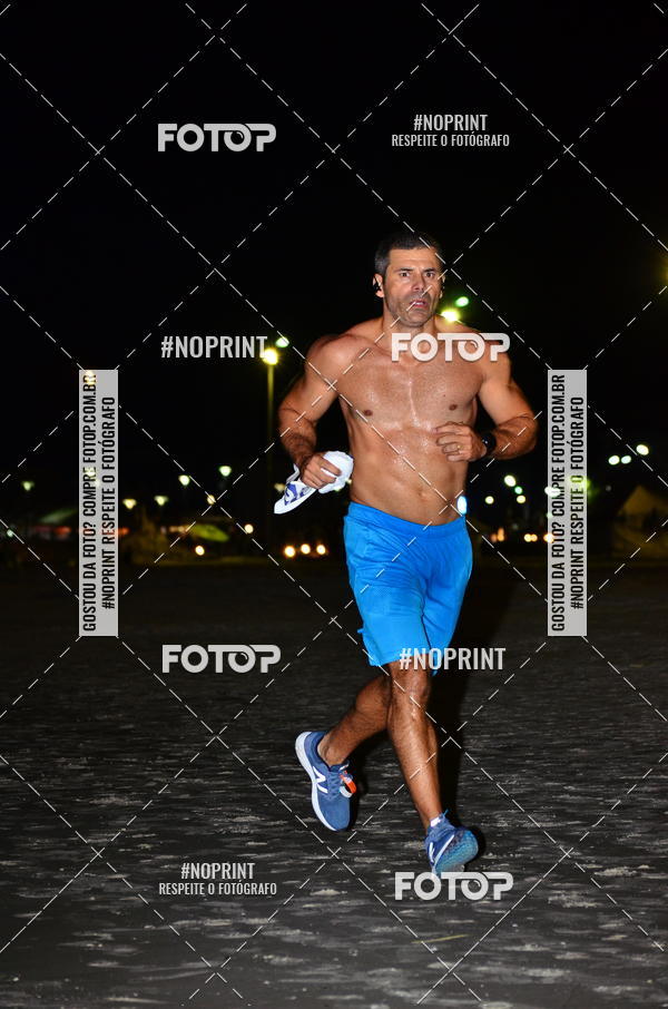 Buy your photos of the eventSummer Night Run - Praia do Forte on Fotop