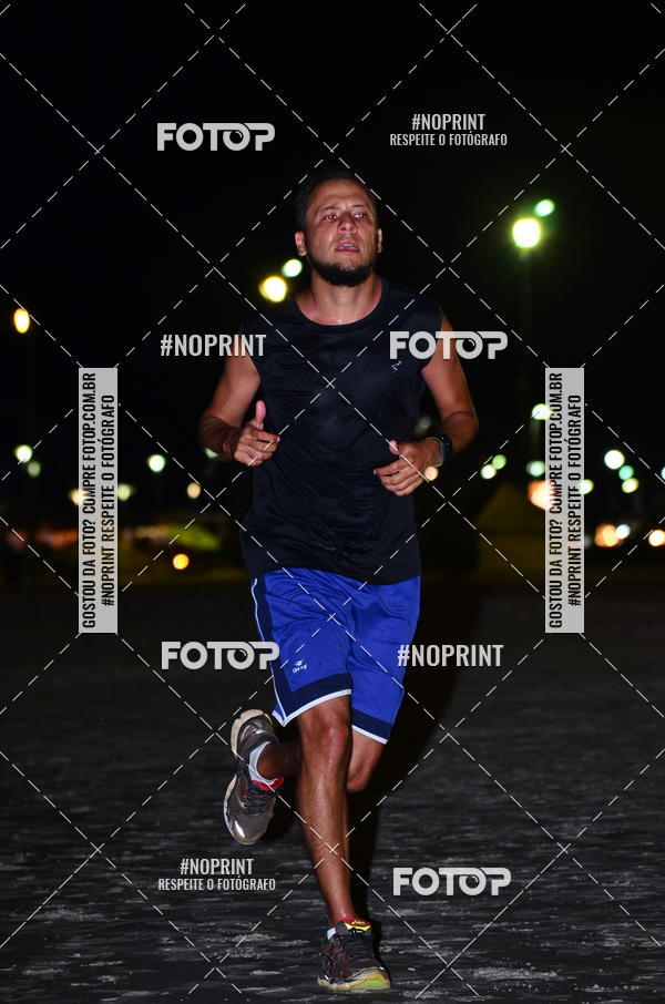 Buy your photos of the eventSummer Night Run - Praia do Forte on Fotop