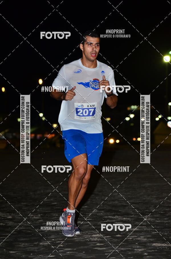 Buy your photos of the eventSummer Night Run - Praia do Forte on Fotop