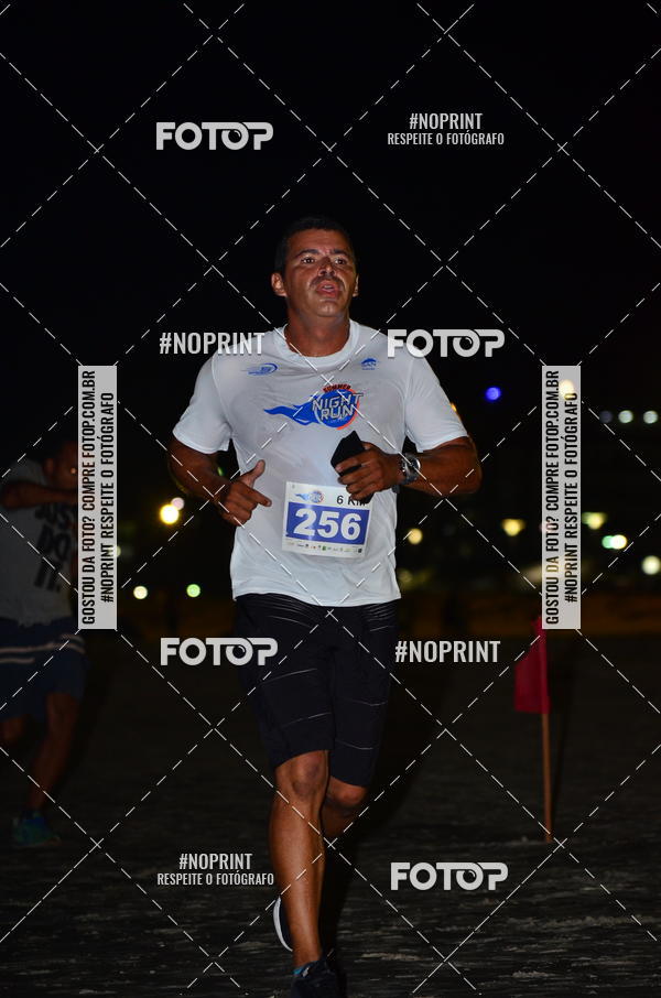 Buy your photos of the eventSummer Night Run - Praia do Forte on Fotop