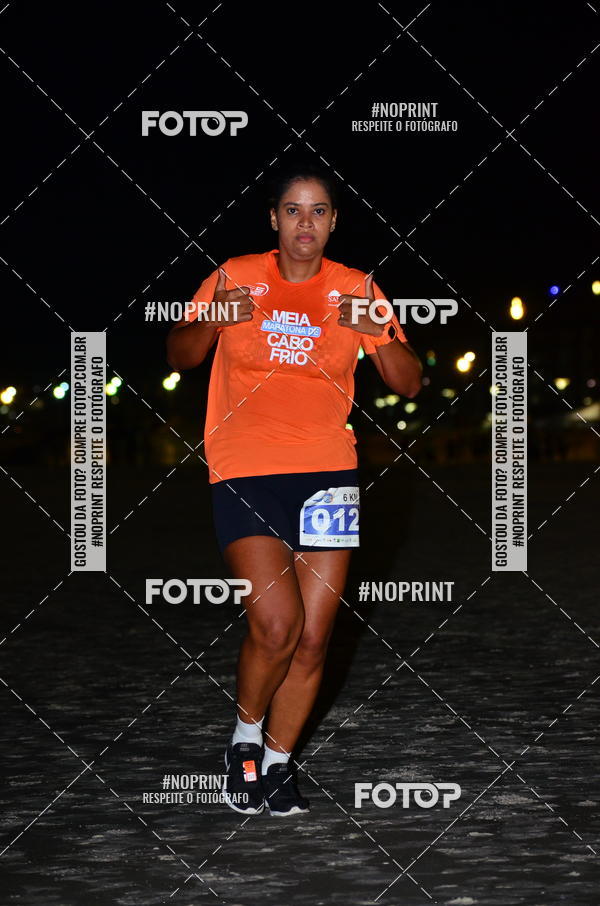 Buy your photos of the eventSummer Night Run - Praia do Forte on Fotop