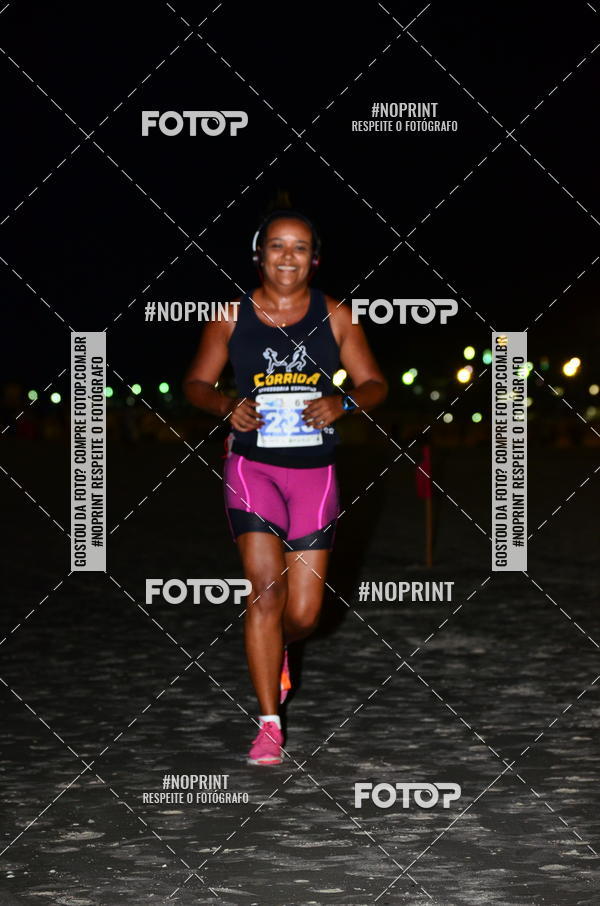 Buy your photos of the eventSummer Night Run - Praia do Forte on Fotop