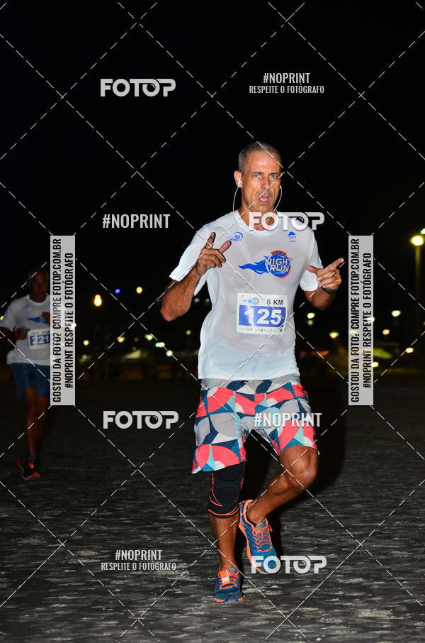 Buy your photos of the eventSummer Night Run - Praia do Forte on Fotop