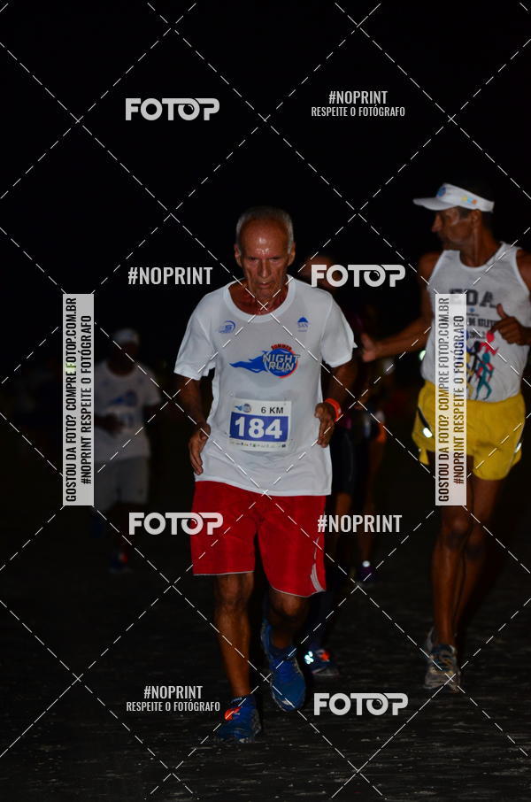 Buy your photos of the eventSummer Night Run - Praia do Forte on Fotop